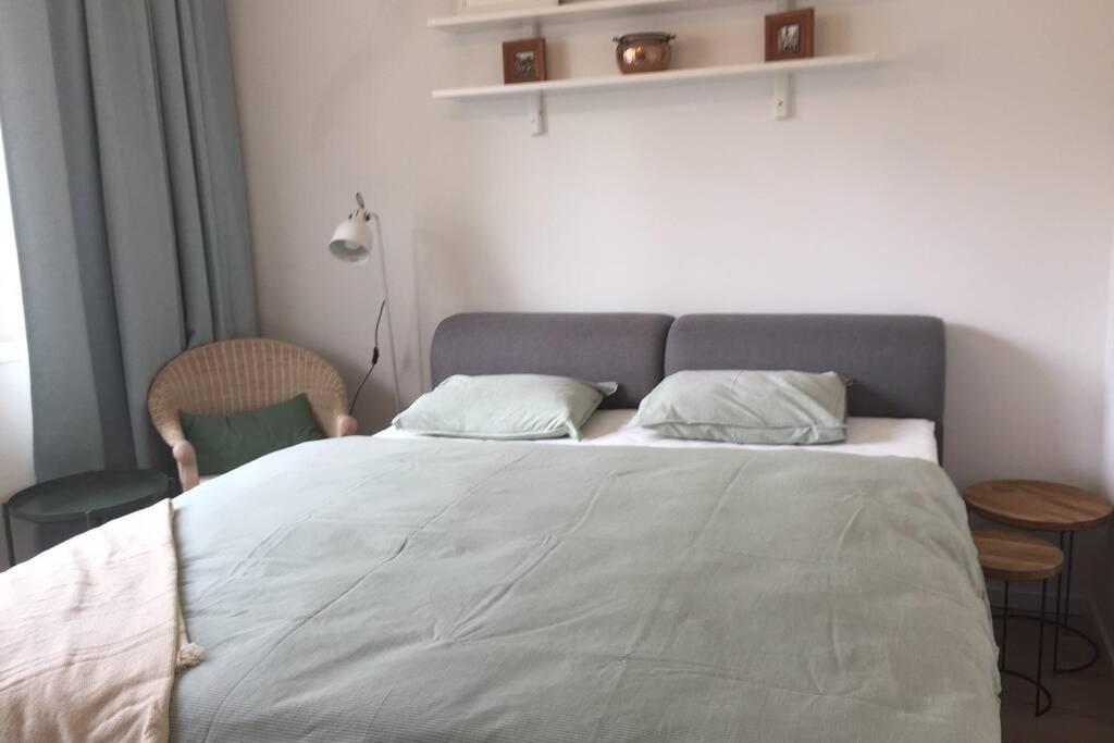 A Cosy Studio In The City Centre 브라티슬라바 외부 사진